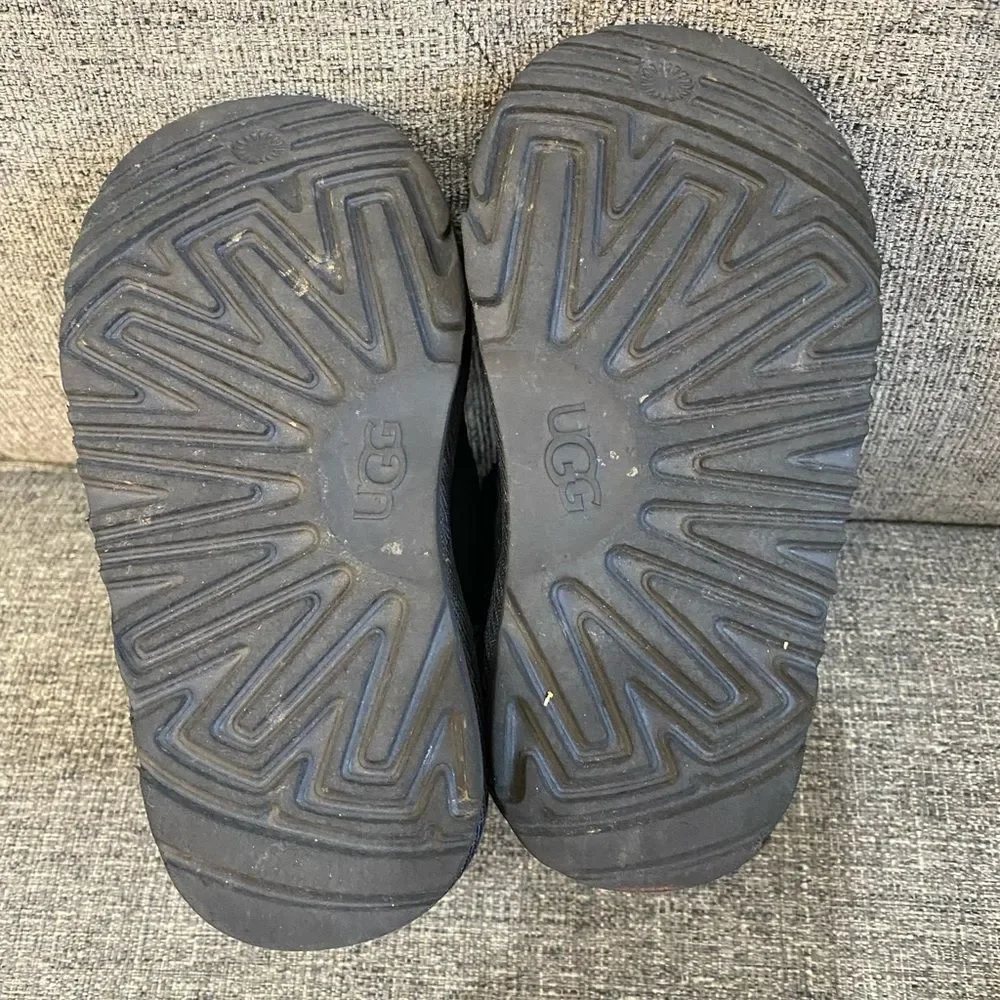 UGG Bailey Button II Kids Black Boots Size 9